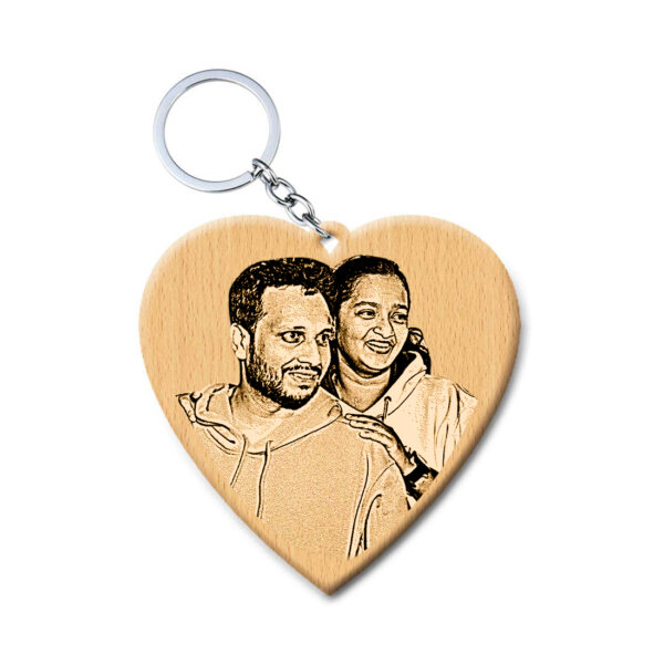 Anniversary plaque in wood engraved with couple’s names